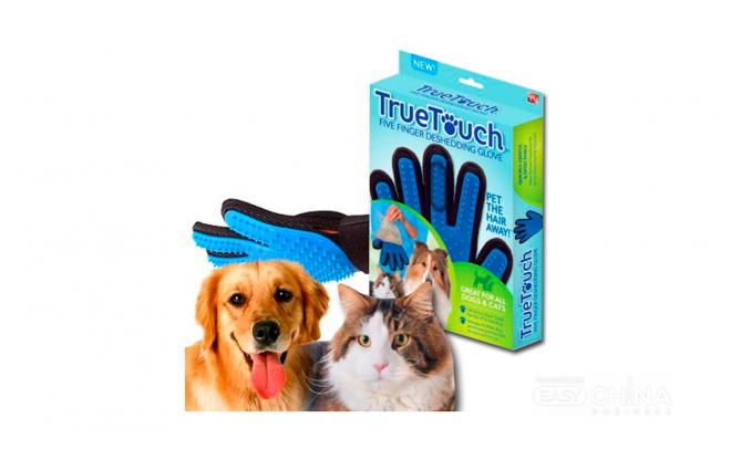 Перчатки для вычесывания шерсти True Touch